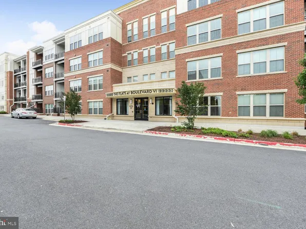 10755 Fairgrounds Dr Unit 431, Fairfax, VA 22030