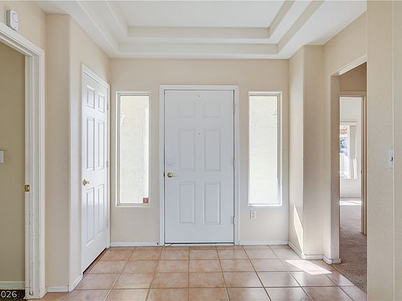 4th image of 9704 Sundial Dr