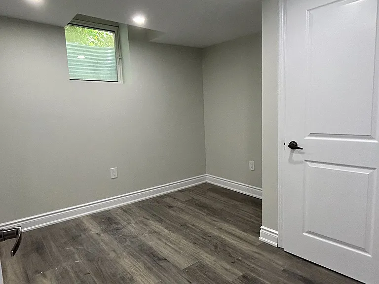 200 Hunter Way #BASEMENT — Photo 5