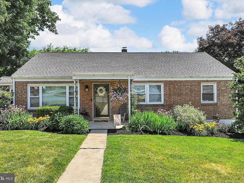 1st image of 3523 Lantana Ave