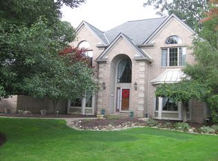 8550 Windsor Way #80, Broadview Heights, OH