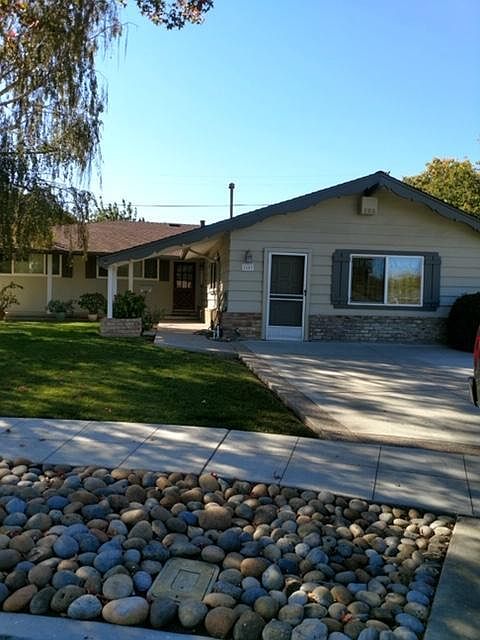 1st image of 1647 Sparrow Ct