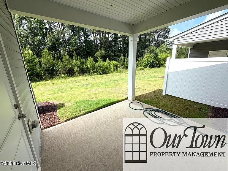3511 Walker Dr #E — Photo 13