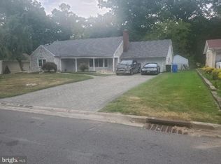 58 Crestview Dr, Willingboro, NJ 08046