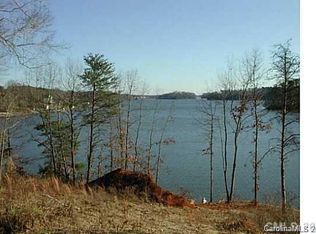 195 High Lake Dr, Statesville, NC 28677