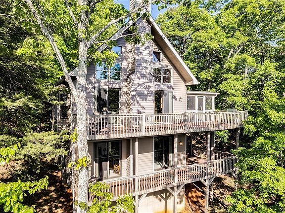 2nd image of 533 McElroy Mountain Dr