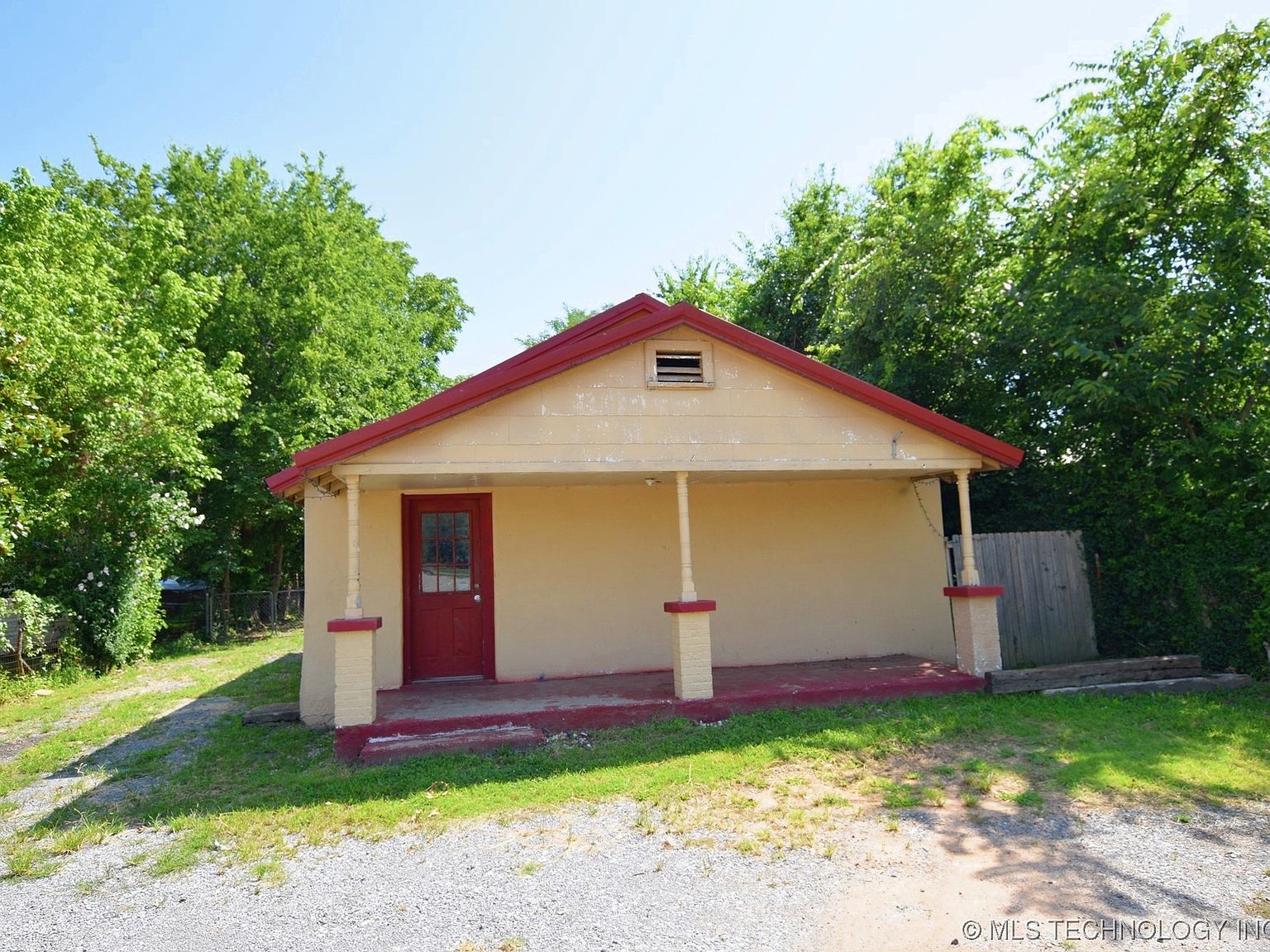 207 Berry St, Tahlequah, OK 74464 MLS 2333675 Zillow