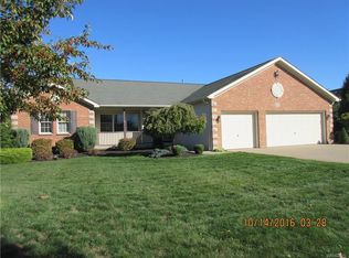5374 Briercliff Dr, Hamburg, NY 14075