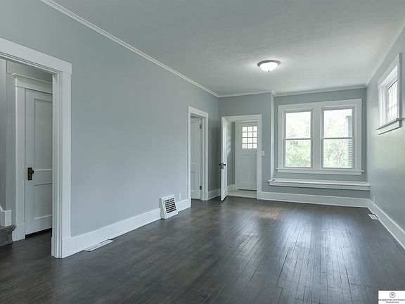 5th image of 3633 Saratoga St