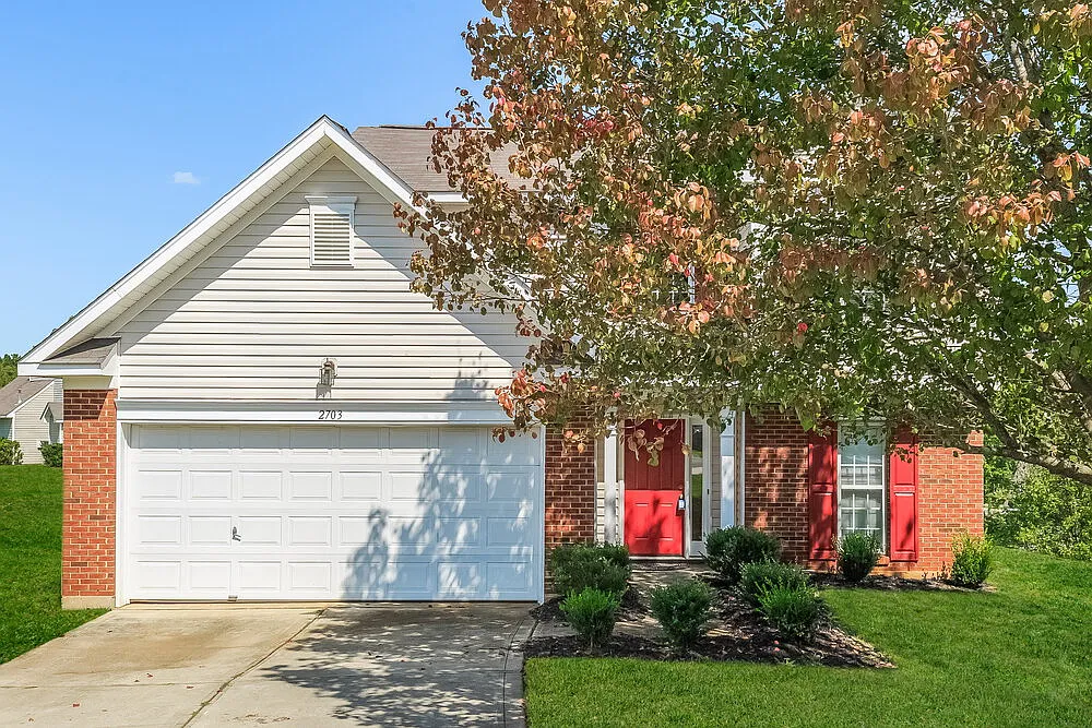 3 bed, 2.5 bath, 1424 sqft, $2,075 — Photo 1
