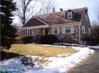 21 Oakford Rd, Wayne, PA 19087
