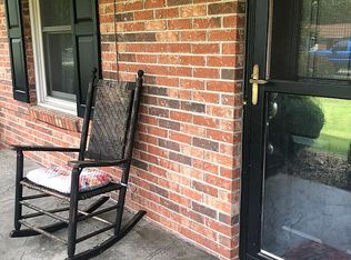102 N Greenwood Forest Dr, Etowah, NC 28729