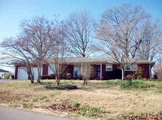 155 S Mission Ridge Dr, Rossville, GA 30741