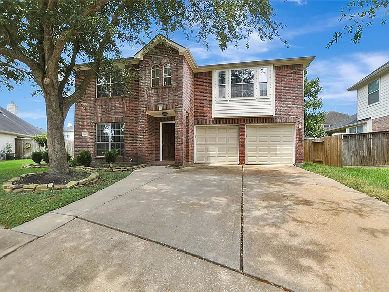 5410 Spring Oak Dr — Photo 2