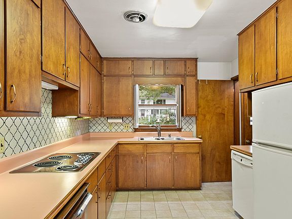 4th image of 2110 Shafer Dr