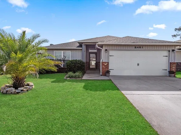 8481 Island Dr, Navarre, FL 32566