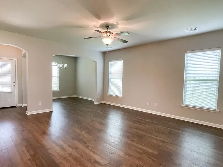 7646 Antebellum Ave — Photo 7