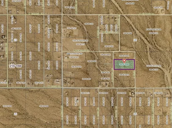 24 S Hoover Rd, Golden Valley, AZ 86413