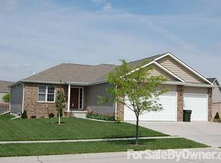 8244 S 17th St, Lincoln, NE 68512