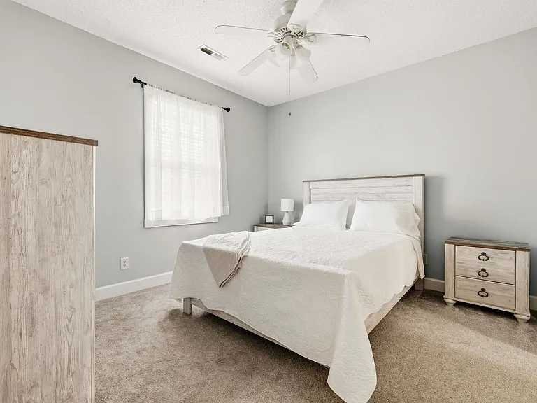 Wild Iris Dr — Photo 16