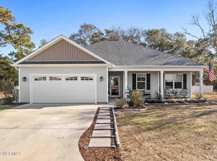 5865 Lake Joel Dr SW, Ocean Isle Beach, NC 28469