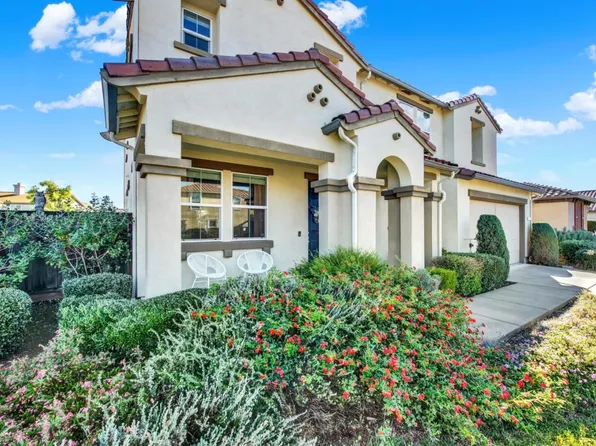 307 Maverick Dr, Vacaville, CA 95687