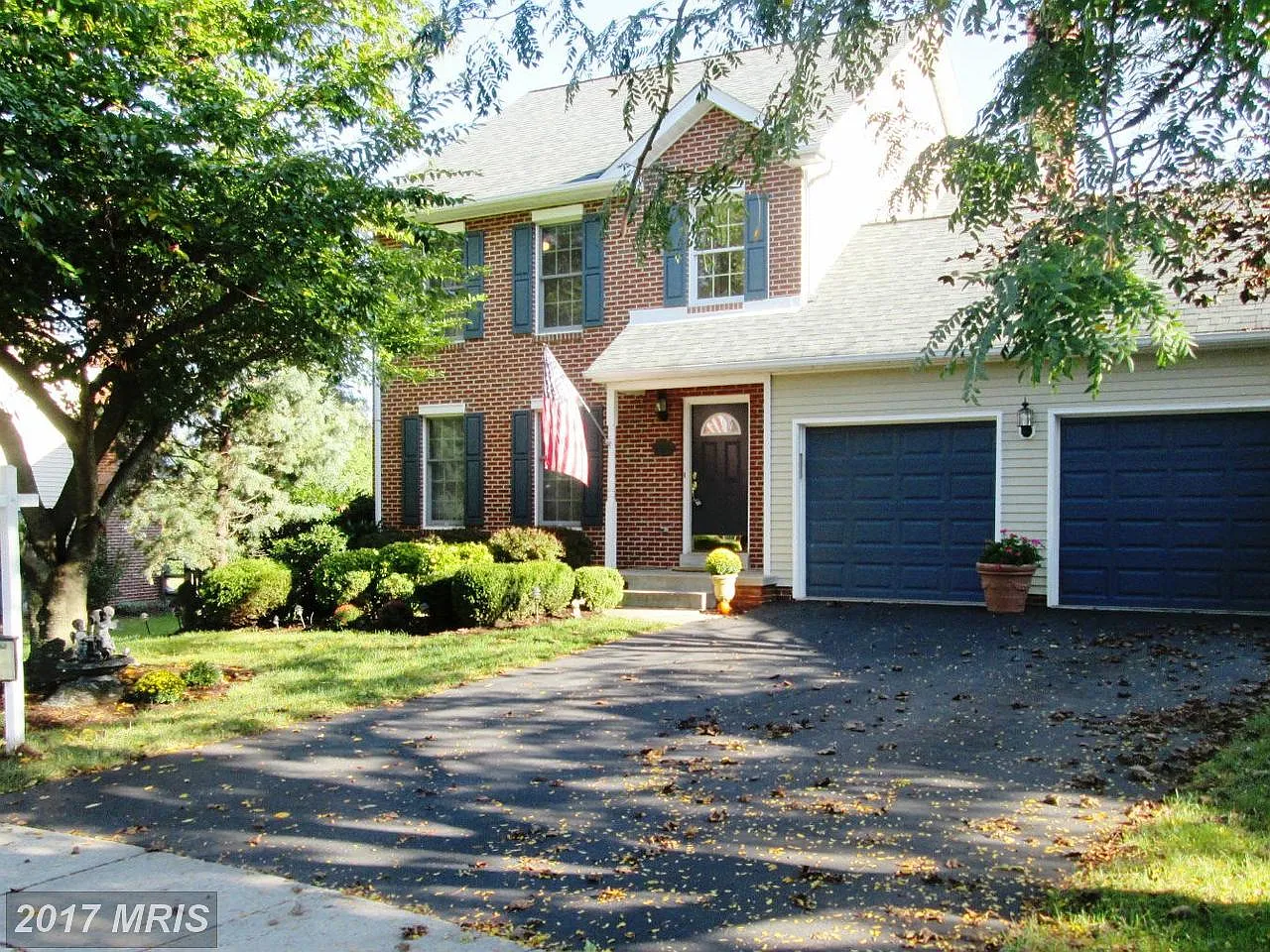 2102 Charlton House Way photo 1