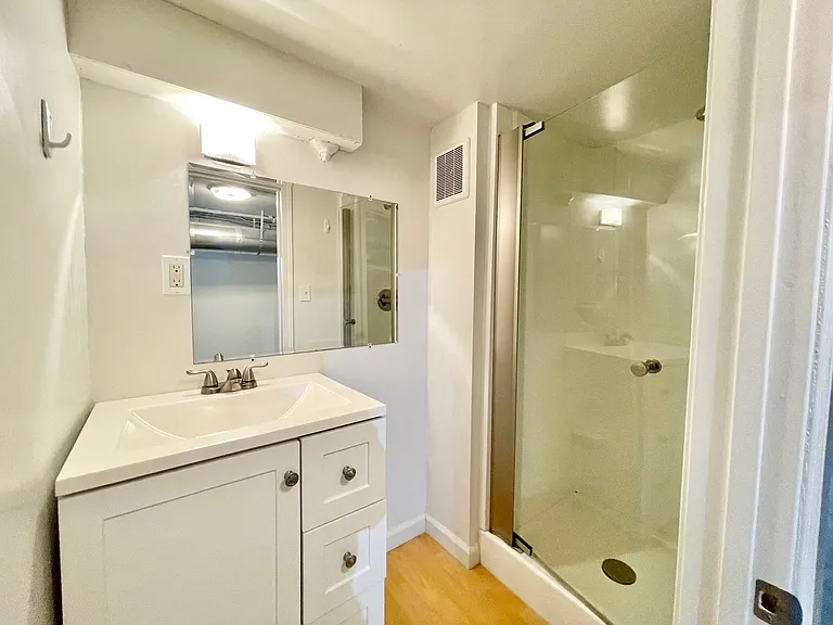2151 18th Ave — Photo 20
