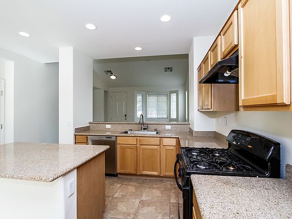 5th image of 8417 Trudeau Ave