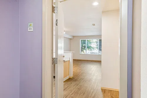 Floor plan 206