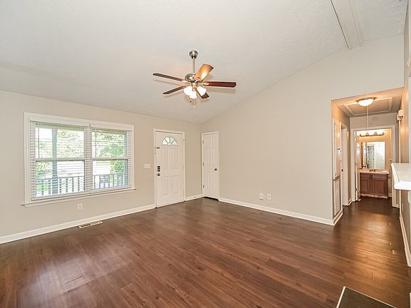 5th image of 408 Dellwood Dr