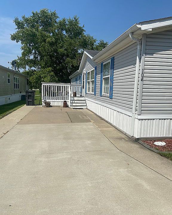 1st image of 2301 SW Oralabor Rd #104
