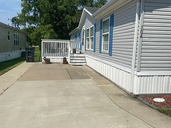 2301 SW Oralabor Rd #104, Ankeny, IA 50023