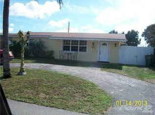 8200 NW 15th Ct, Pembroke Pines, FL 33024