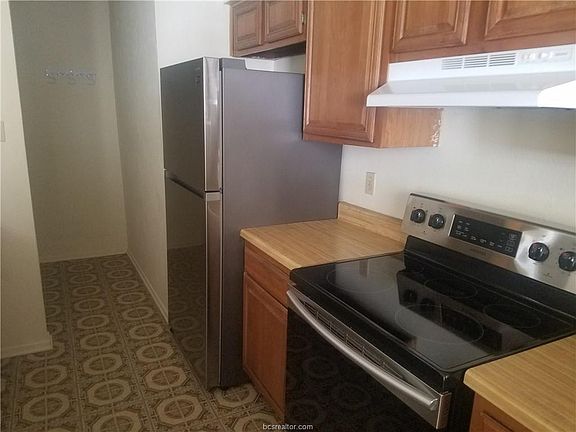 2nd image of 2800 Longmire Dr APT 40