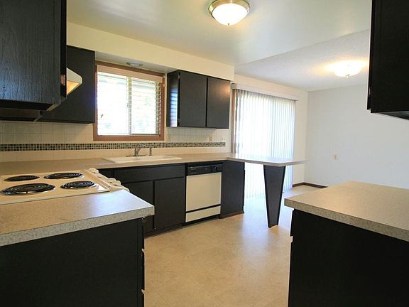 3rd image of 12911 E Cataldo Ave