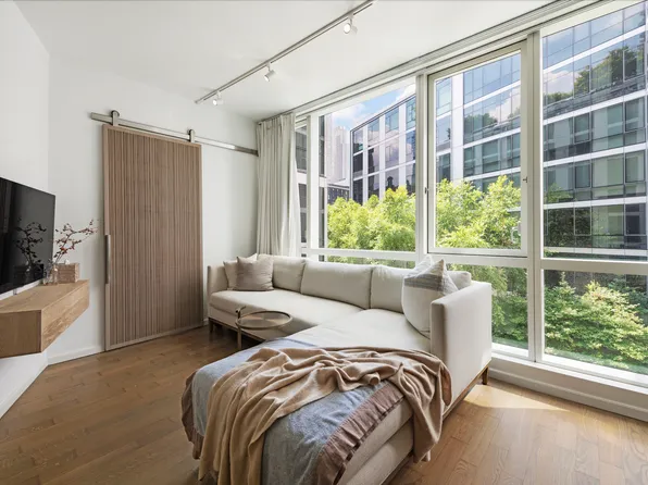 200 Chambers Street image 1 of 14