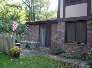 23 Birchwood Rd #5, Coram, NY 11727