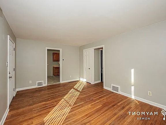 5th image of 16315 Westview Ave #1