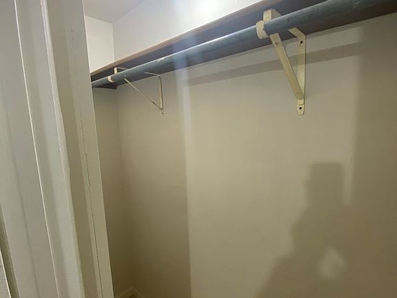4th image of 5500 NE 14th St APT 23