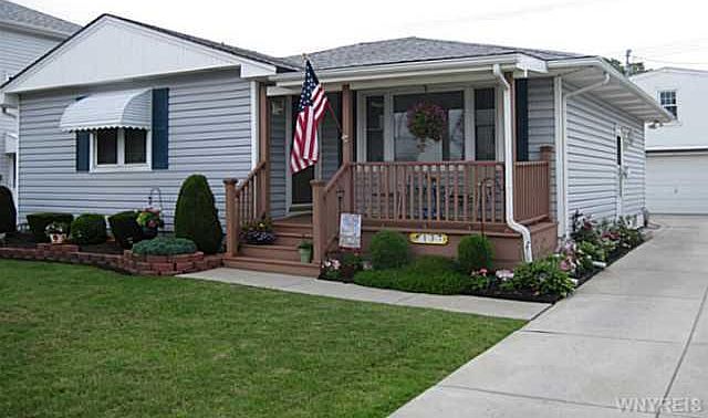 1st image of 137 Wallace Ave
