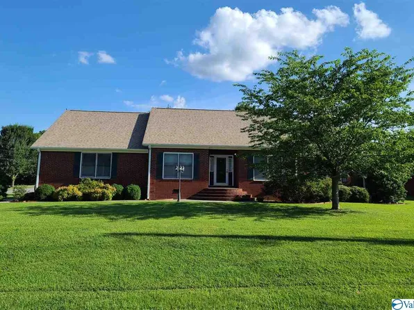 100 Sibyl Ct, Meridianville, AL 35759