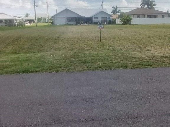 2nd image of 118 SE 39th Ter