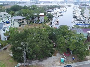 12 Mizzen Mast Dr, Charleston, SC 29407