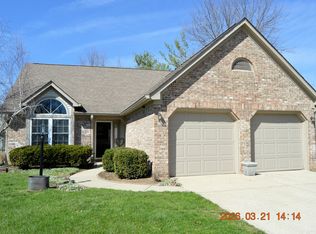 11374 Cherry Blossom East Dr, Fishers, IN