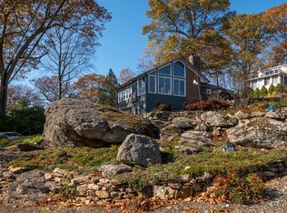 21 Edge Hill Rd, Guilford, CT 06437