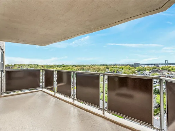 1785 215th St APT 14D, Flushing, NY 11360