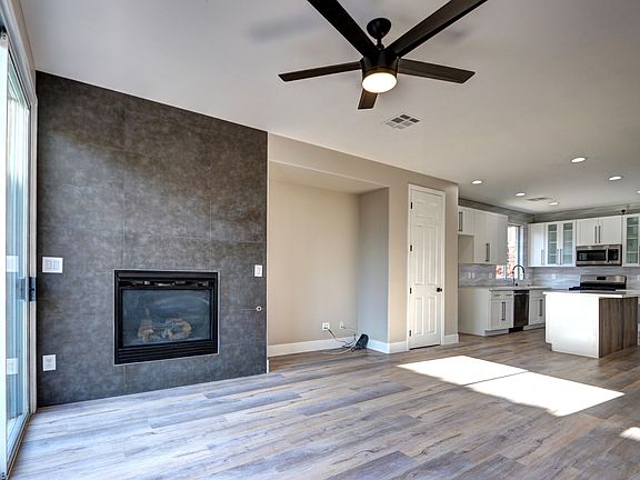 5th image of 2443 Granada Bluff Ct