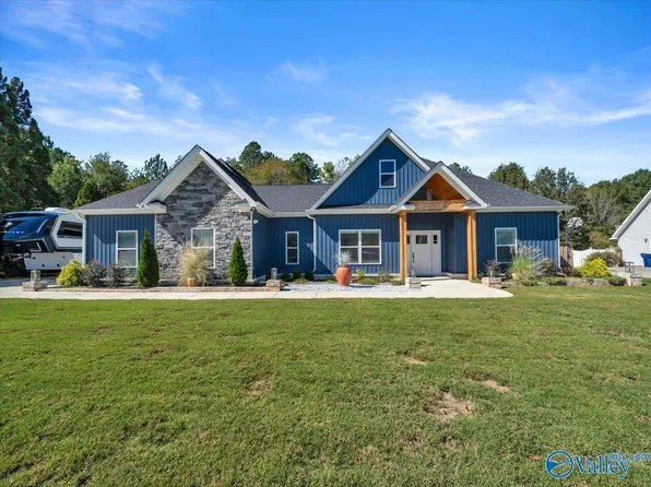 113 Park Cir, Gurley, AL 35748