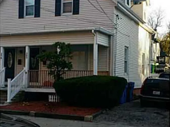 378 Montgomery Ave, Cranston, RI 02905